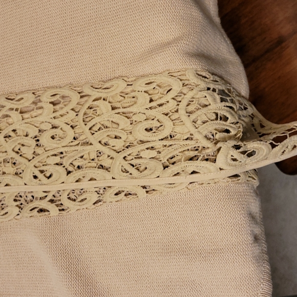 Chicos cardigan Sweater with crochet lattice down the middle. Size 00 - Picture 8 of 12